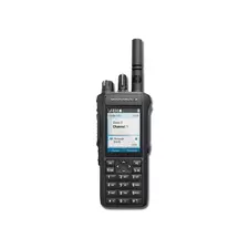 Radiotelefon MOTOROLA MOTOTRBO R7 FKP CAPABLE VHF - widok frontu