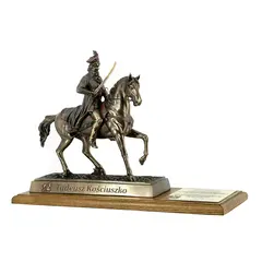Statuetka Tadeusza Kościuszki na koniu – elegancki prezent wojskowy na awans i jubileusz