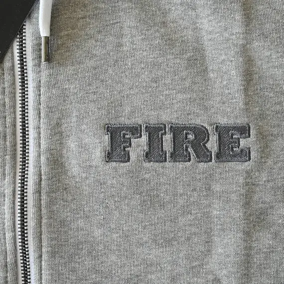 Bluza strażacka z kapturem FIRE - wygodna i stylowa odzież dla strażaków