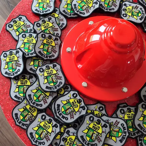 Haftowane naszywki strażackie - personalizowane naszywki na rzep z własnym logo