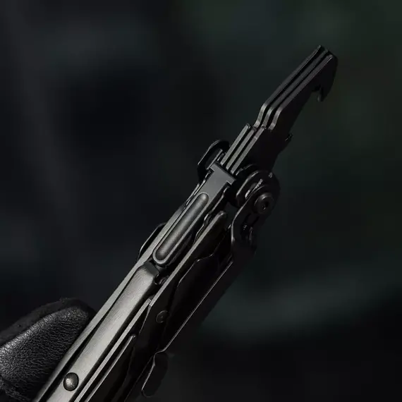 Multitool M-Tac Type 9 - wielofunkcyjne wyposażenie do użytku codziennego i w teren