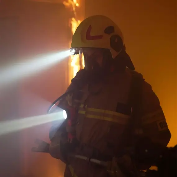 M-FIRE GUARDIAN XW latarka kątowa ATEX 240 lm - światło pomocnicze białe