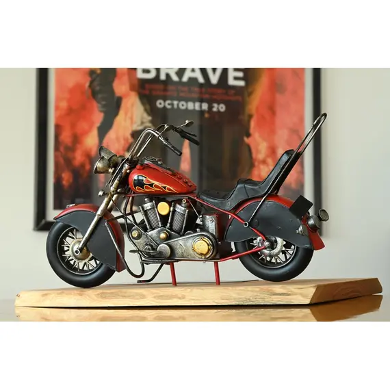 Metalowa replika motocykla Indian na prezent dla strażaka - model z personalizacją
