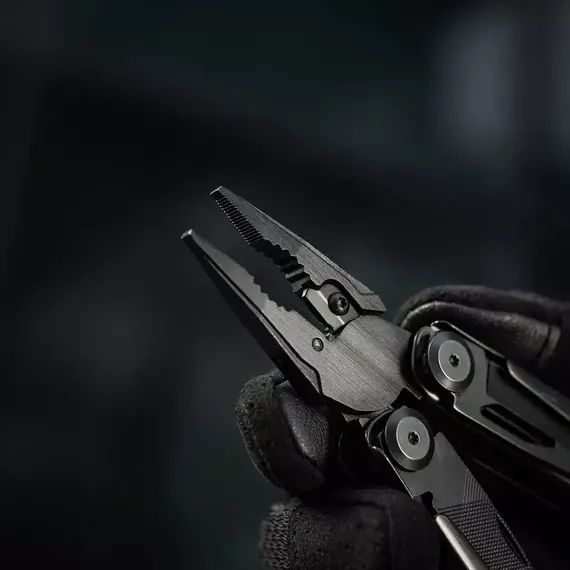 Multitool M-Tac Type 9 - wielofunkcyjne wyposażenie do użytku codziennego i w teren