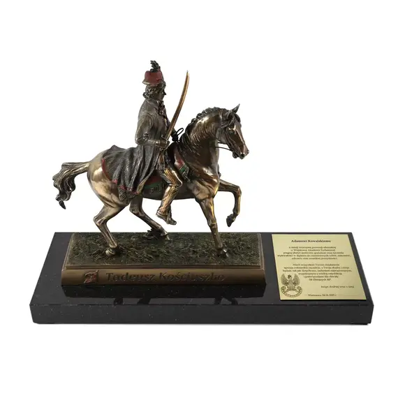 Statuetka Tadeusza Kościuszki na koniu - elegancki prezent dla żołnierza